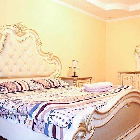 Tolebaeva 65 Apartment Almatî Exterior foto