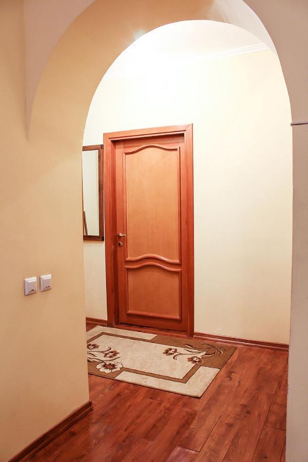 Tolebaeva 65 Apartment Almatî Exterior foto
